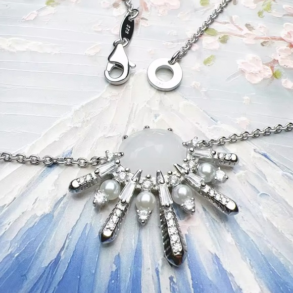 NWOT Winter Sun Rays Necklace, crystal quartz and pearls, Sterling silver - Picture 3 of 17